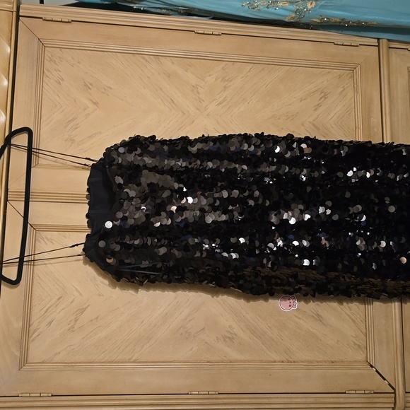 Banana Republic Teia Sequin Maxi Dress. Size 18. BLACK. - Picture 11 of 14